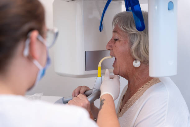 Best Emergency Care for Gum Disease in Clarendon, TX