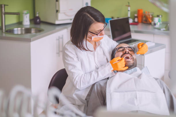 Best Weekend Emergency Dental Services in Clarendon, TX